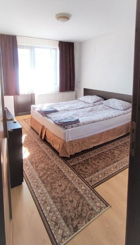 Djolevi Guesthouse Dobrinishte Exterior photo